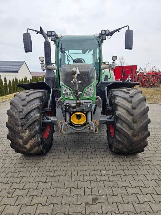 Ciągnik rolniczy Fendt 724 Vario Profi Plus